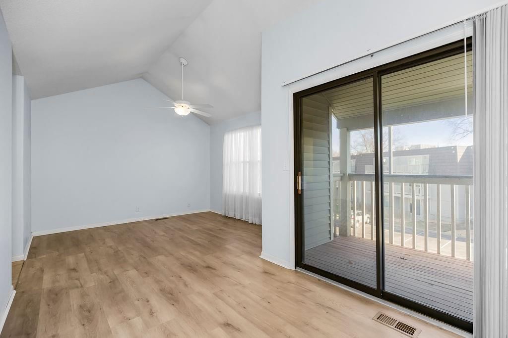 8757 W 106th Terrace — photo 11