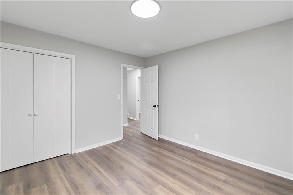 805 Howard Lane — photo 14