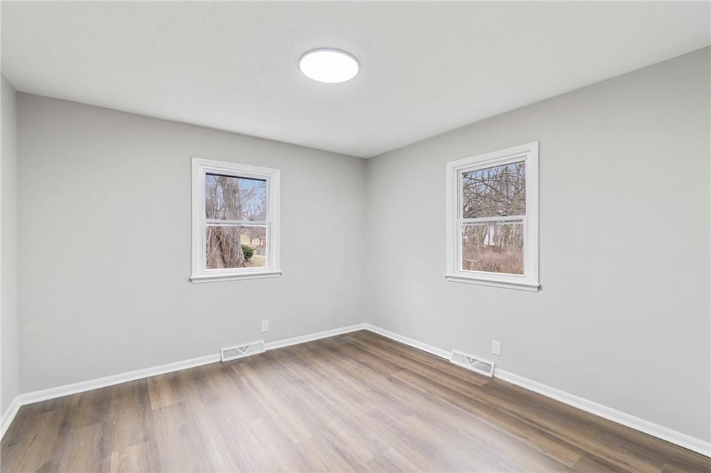 805 Howard Lane — photo 23