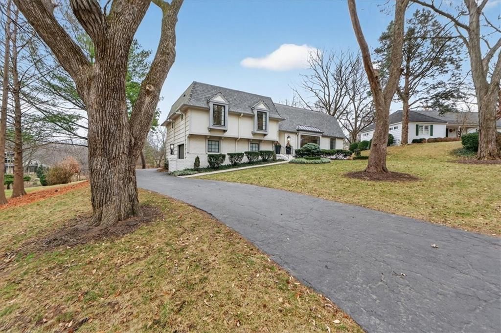 9815 Belinder Road — photo 4