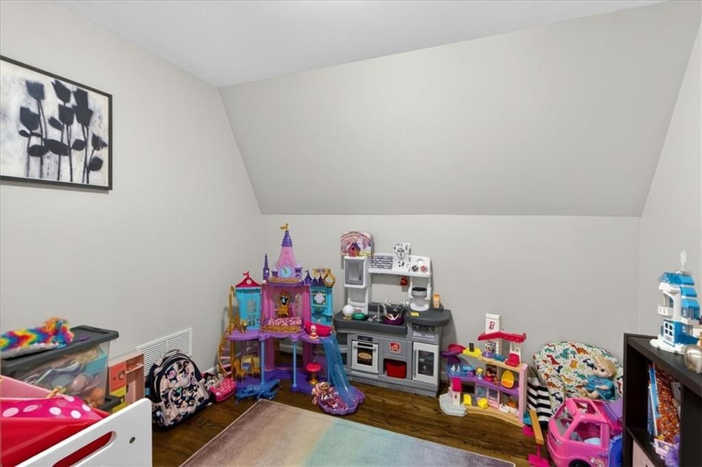 9815 Belinder Road — photo 45