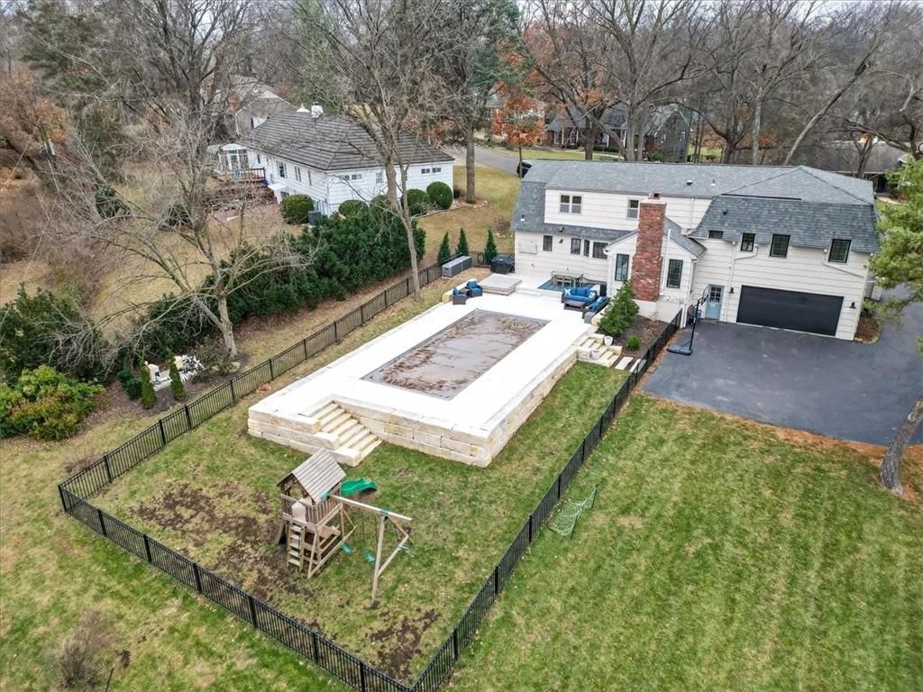 9815 Belinder Road — photo 73