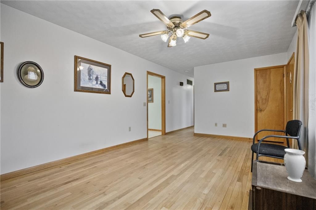 710 Kitty Street — photo 3