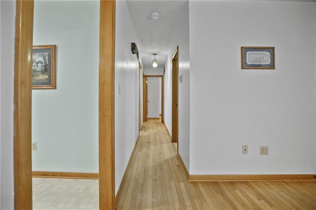 710 Kitty Street — photo 11