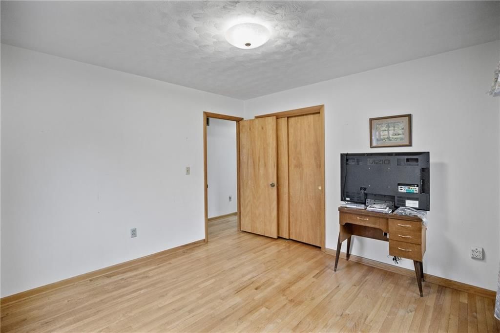 710 Kitty Street — photo 16