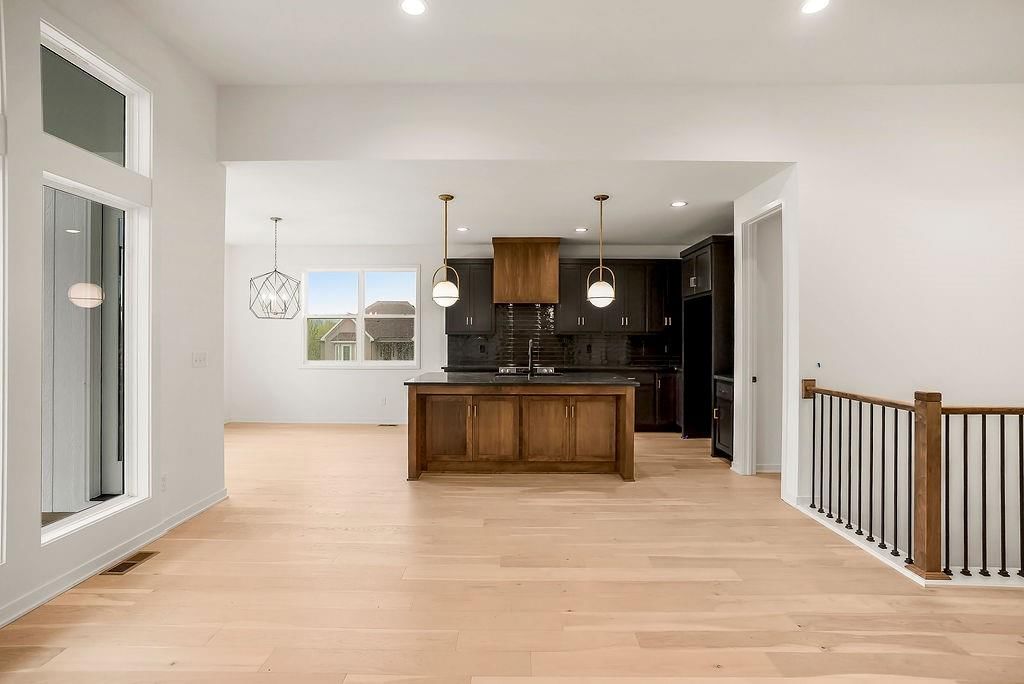 16506 S Loiret Street — photo 5