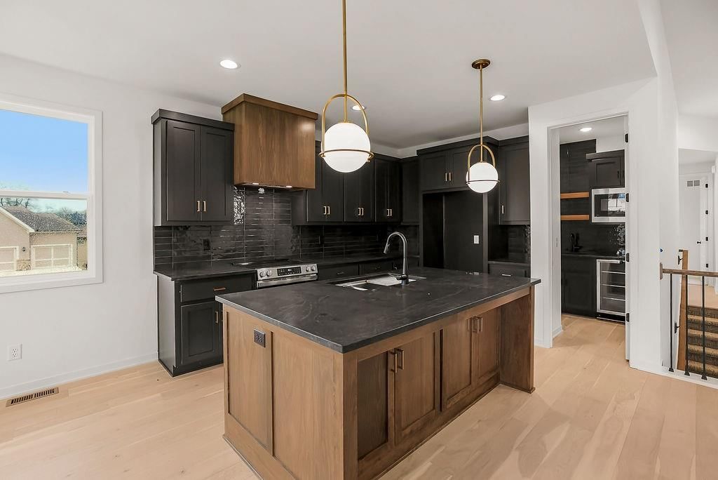 16506 S Loiret Street — photo 9