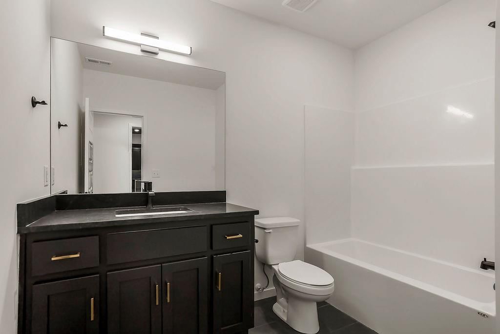16506 S Loiret Street — photo 34