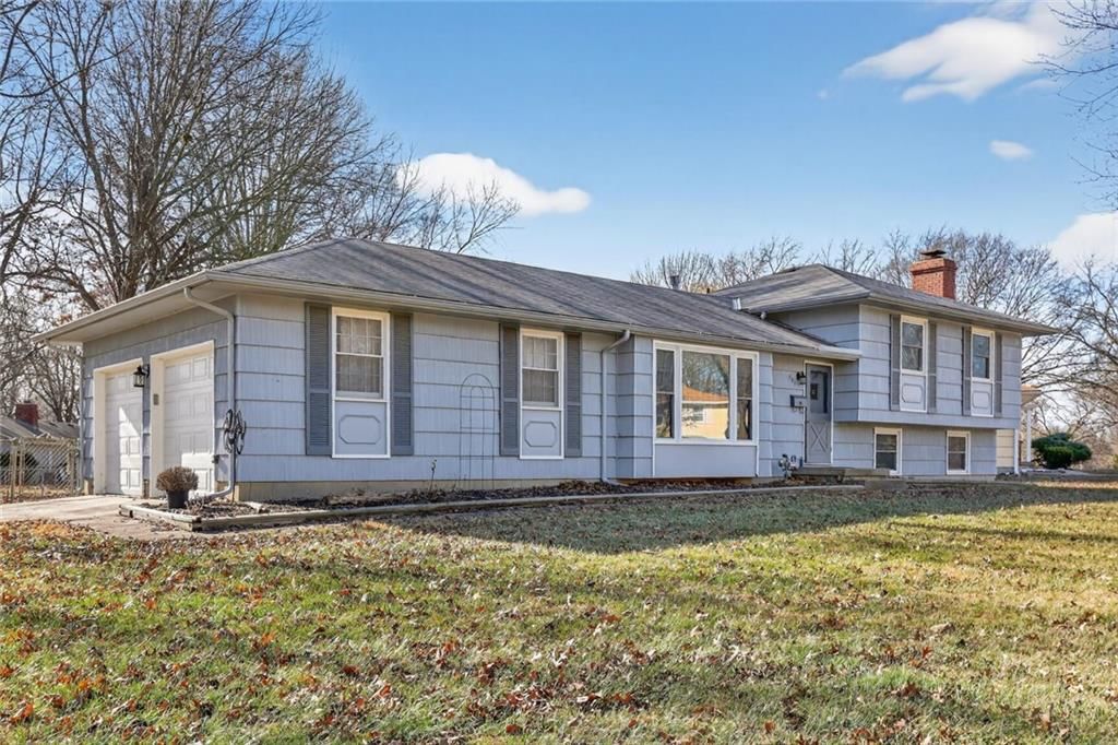 301 HARGIS Lane, Belton, MO