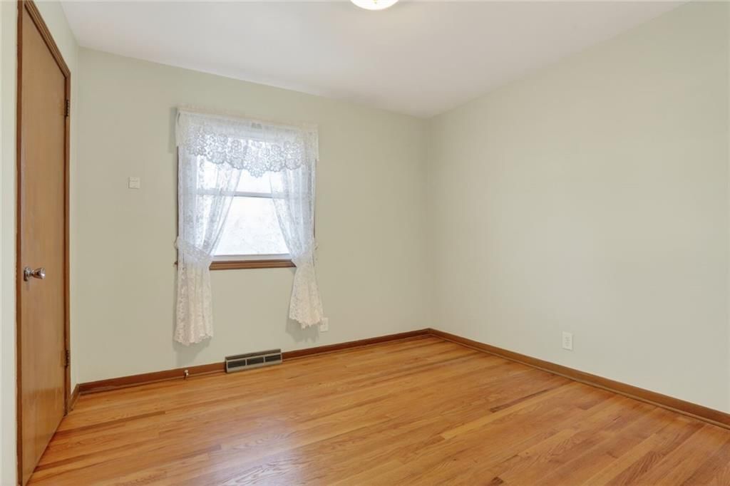 301 HARGIS Lane — photo 7