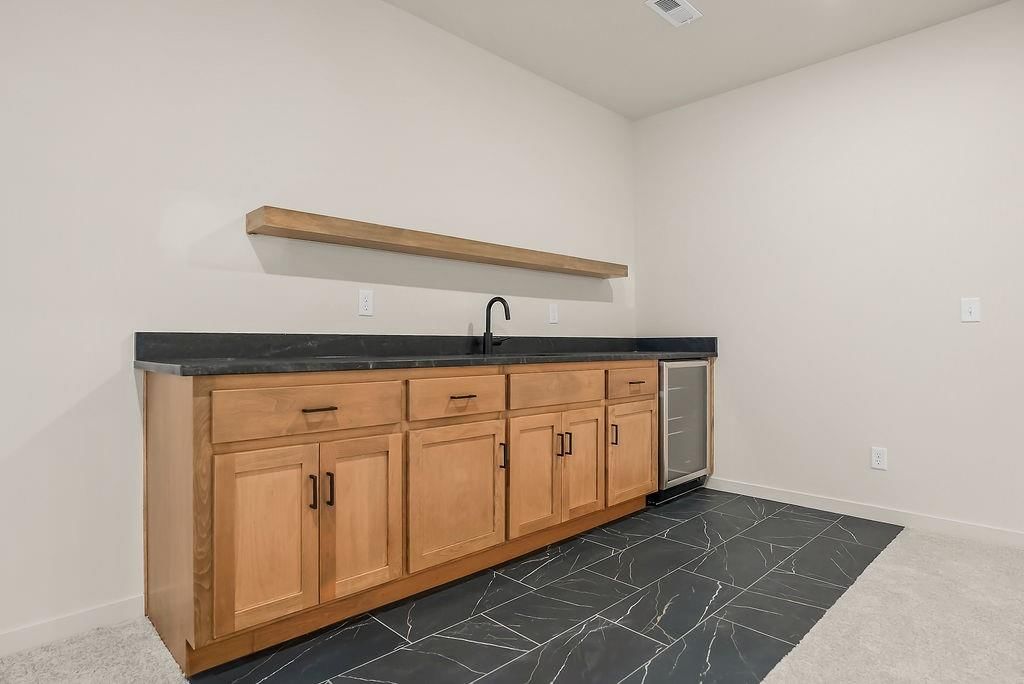 15665 W 165th Street — photo 31