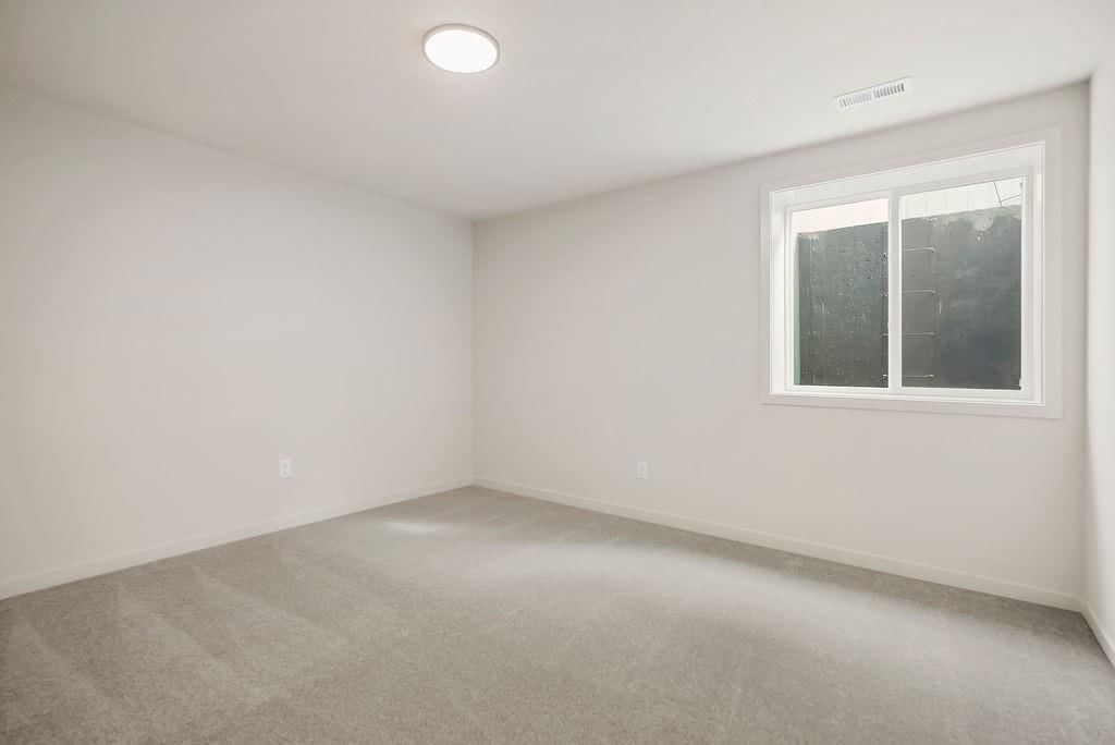 15665 W 165th Street — photo 33