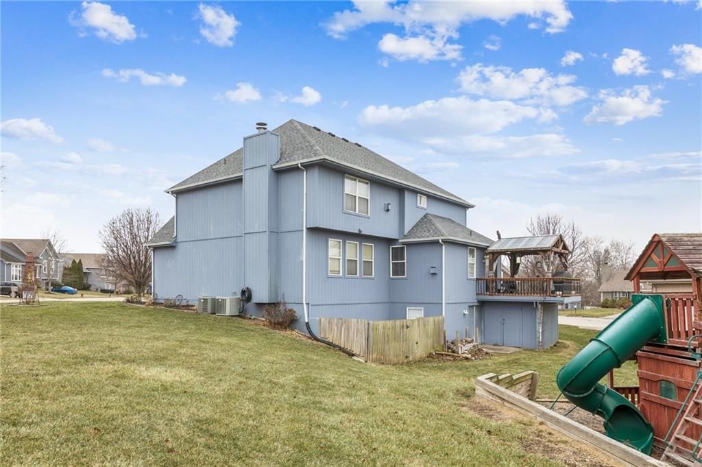 1302 SW 4th Street — photo 39