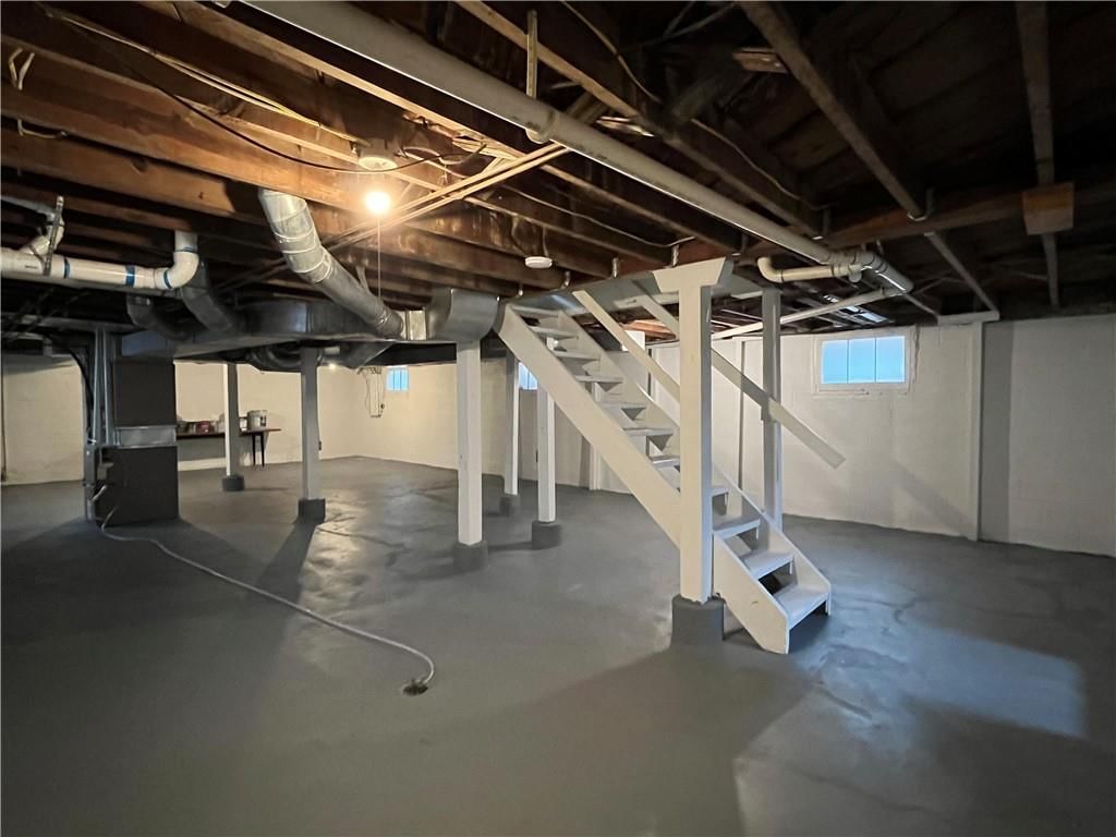 1321 W College Street — photo 41