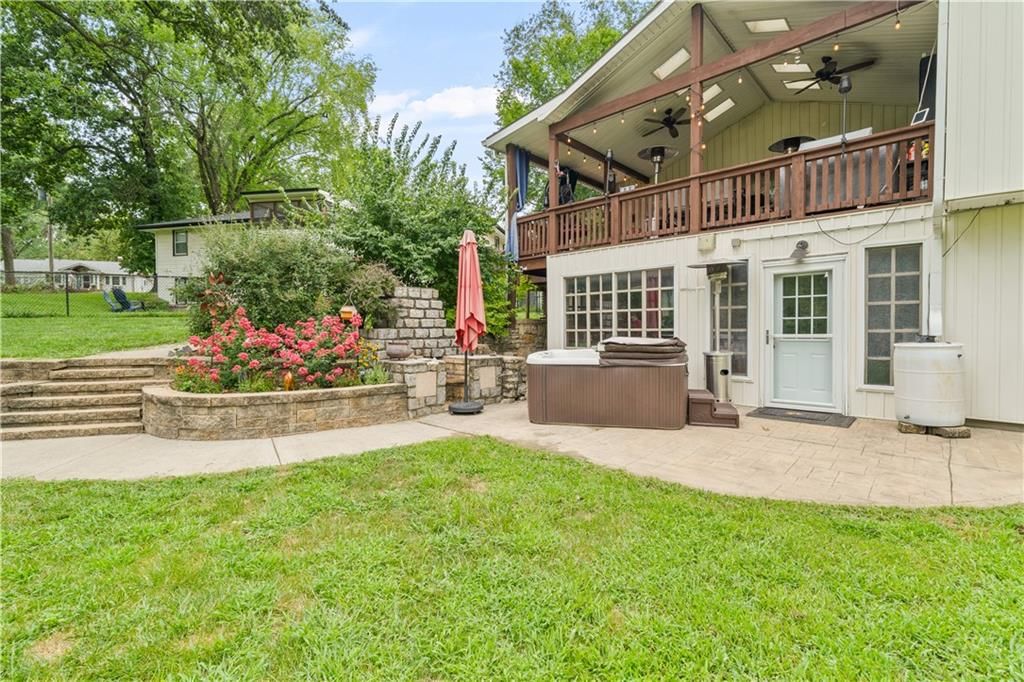 7623 W 52ND Street — photo 3