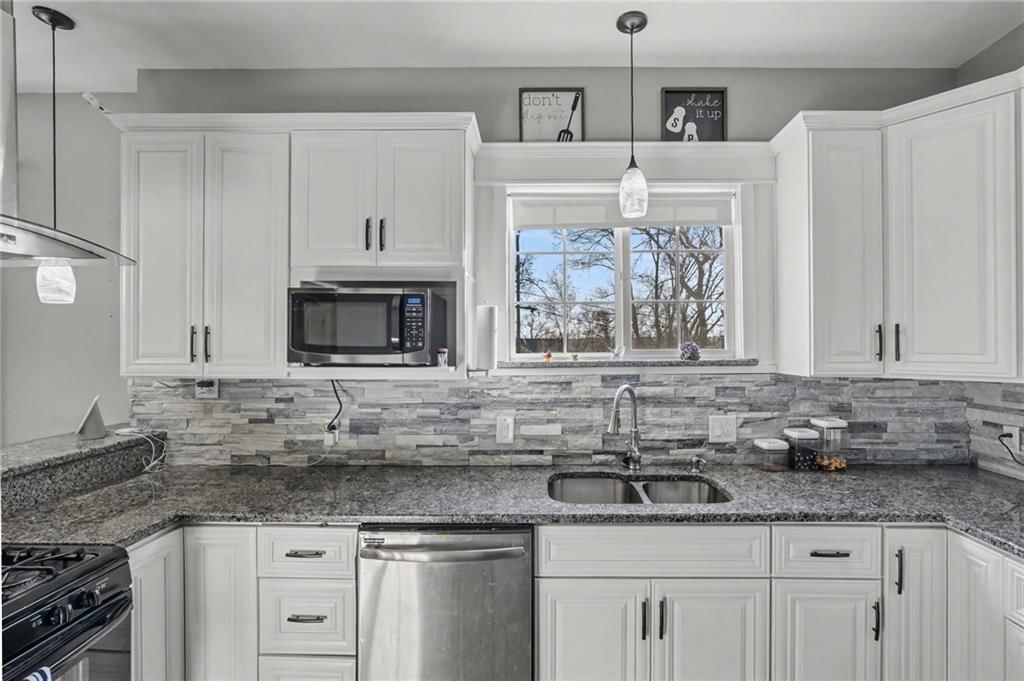 120 S Valley Street — photo 11