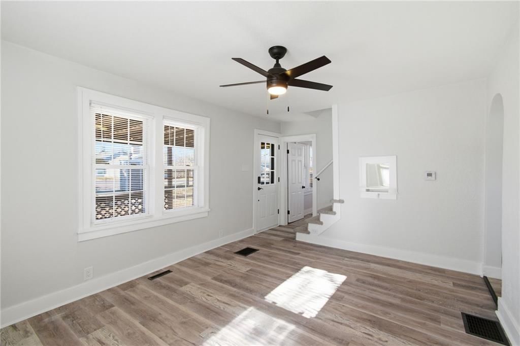 5357 N Bennington Avenue — photo 9