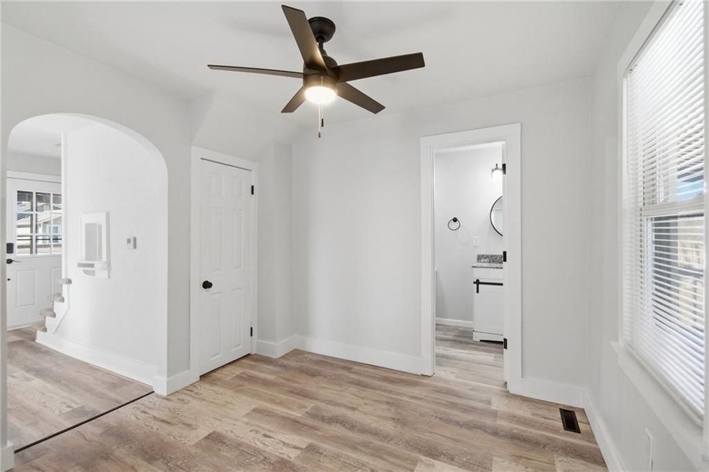 5357 N Bennington Avenue — photo 14