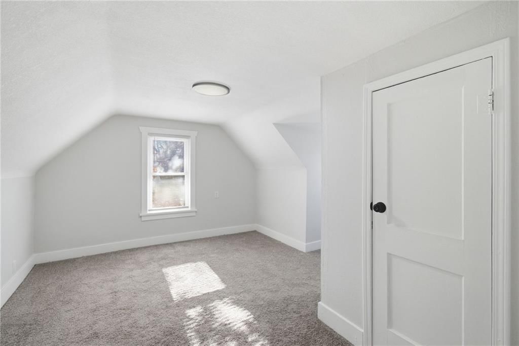 5357 N Bennington Avenue — photo 20