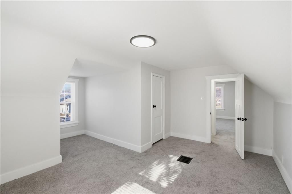 5357 N Bennington Avenue — photo 21