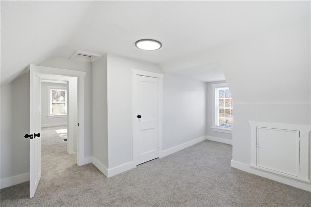 5357 N Bennington Avenue — photo 23