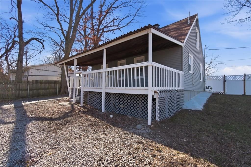 5357 N Bennington Avenue — photo 26