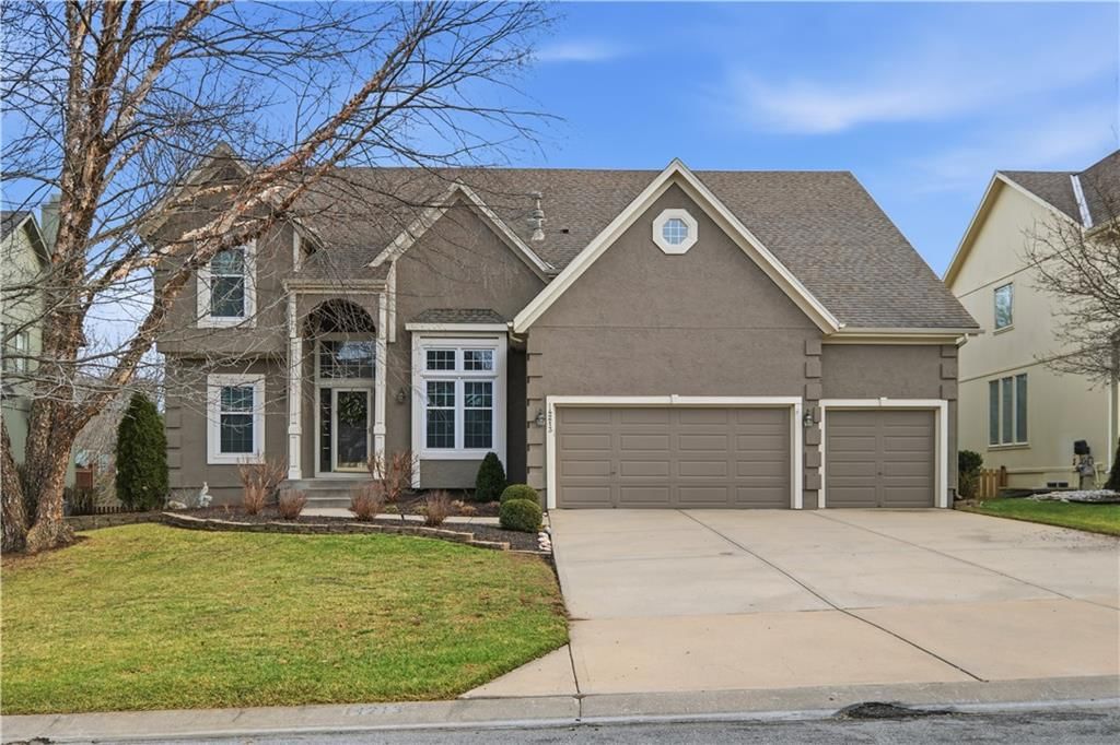 14213 Parkhill Street, Overland Park, KS