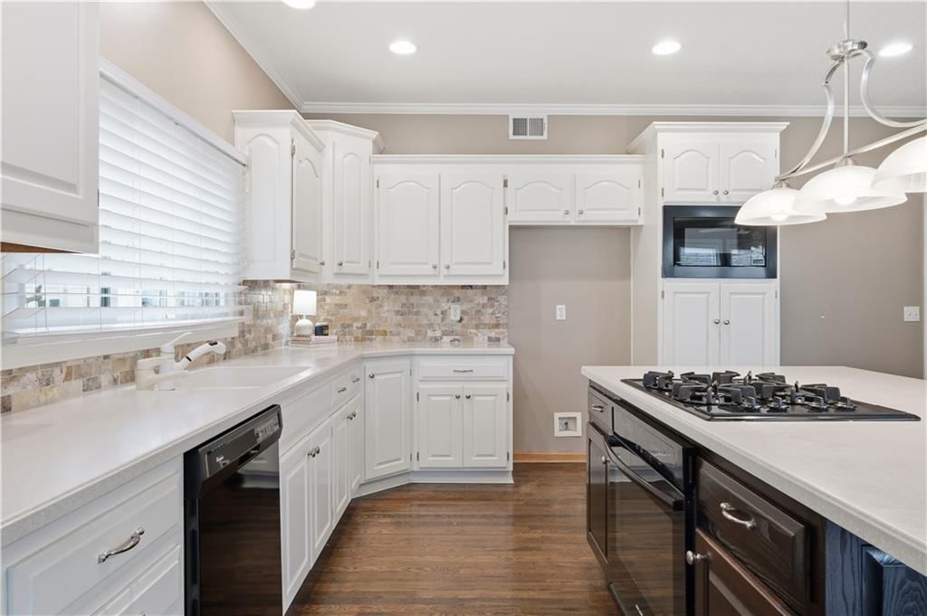 14213 Parkhill Street — photo 14