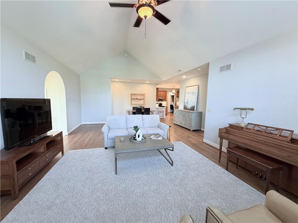 13160 Goodman Street — photo 11