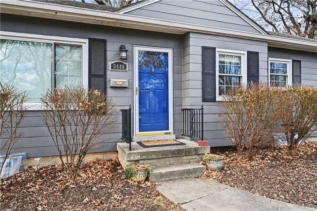 5440 Cedar Street — photo 2