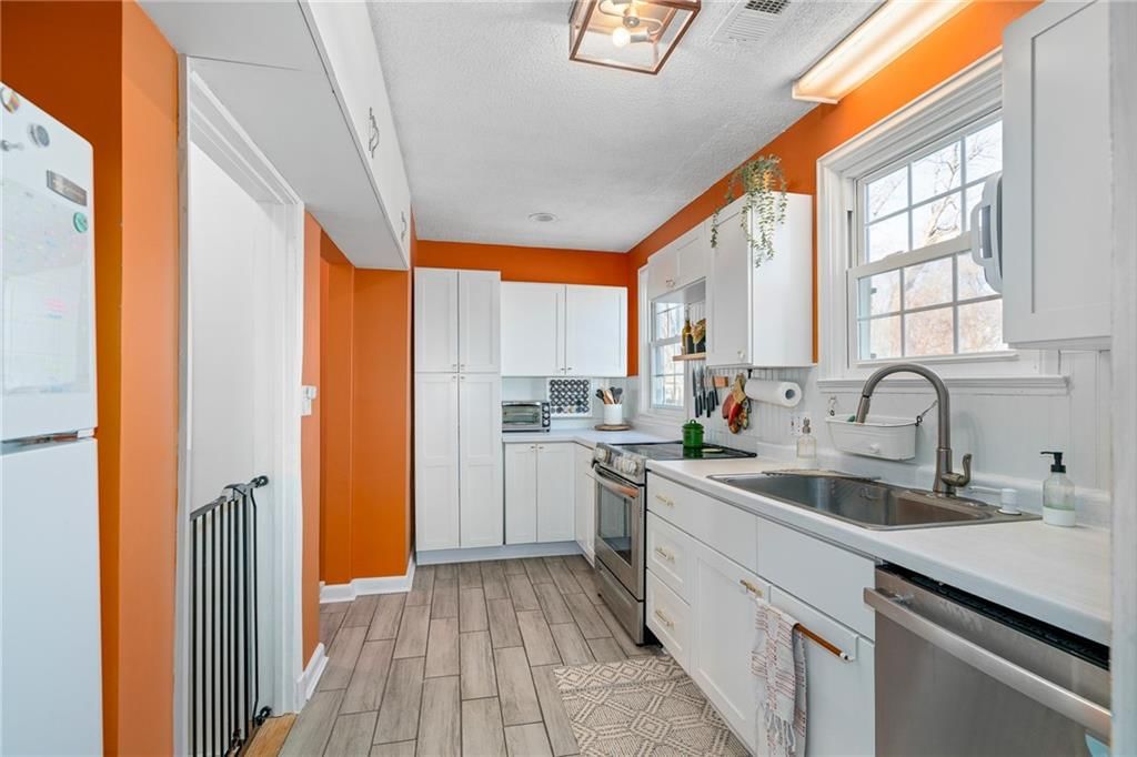 7200 Riverview Avenue — photo 9