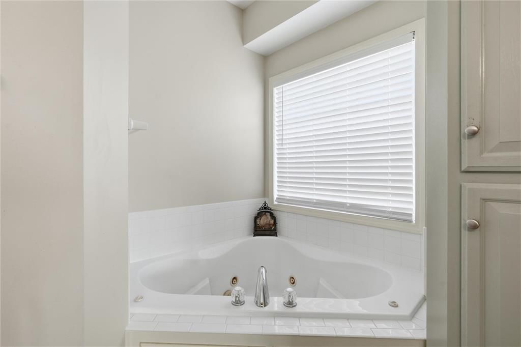 1105 Melody Court — photo 17