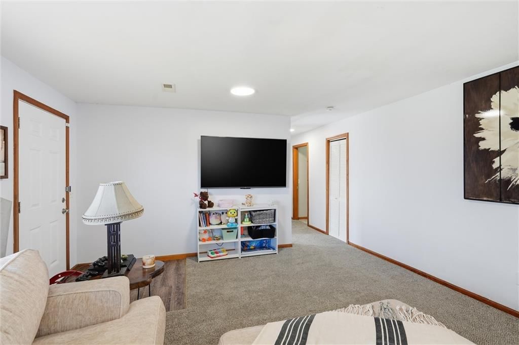 1105 Melody Court — photo 32