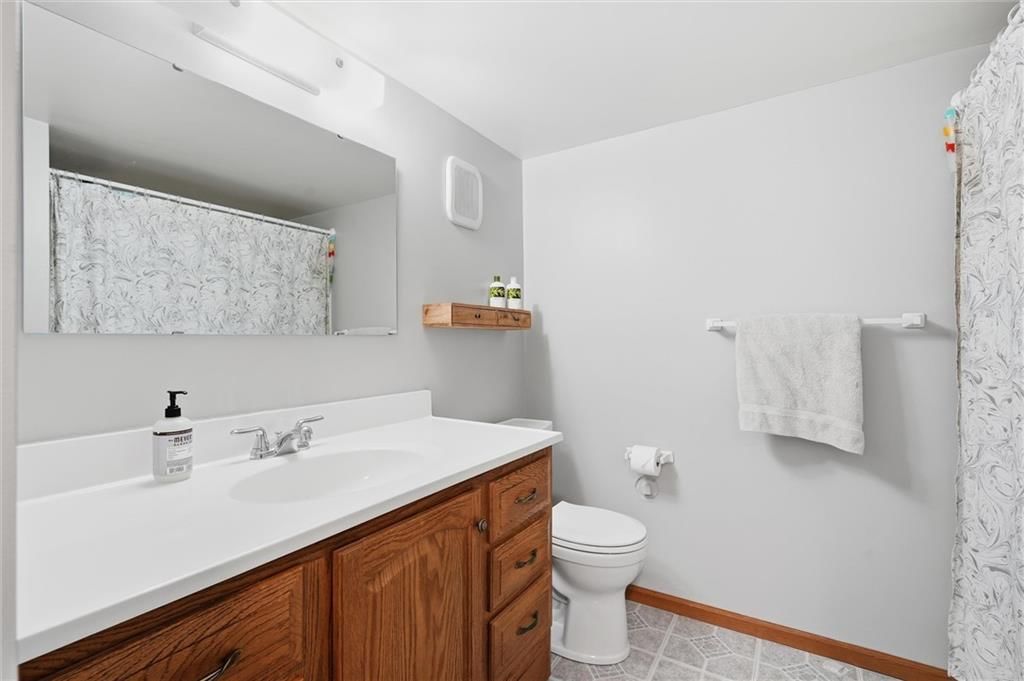 1105 Melody Court — photo 33