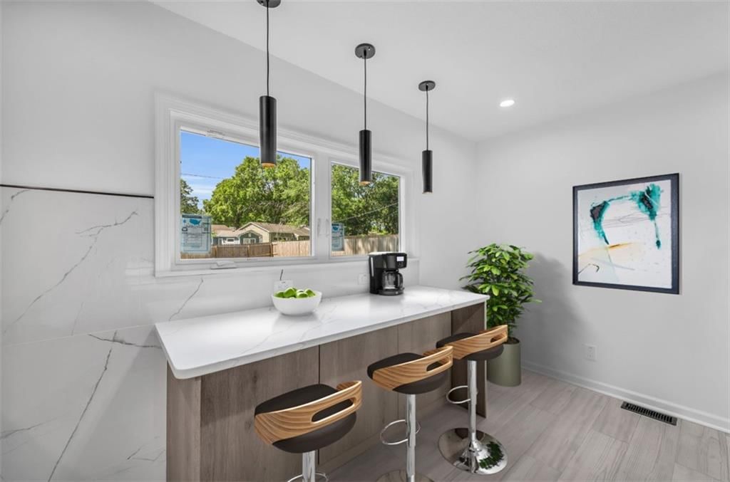 4709 W 75TH Street — photo 3