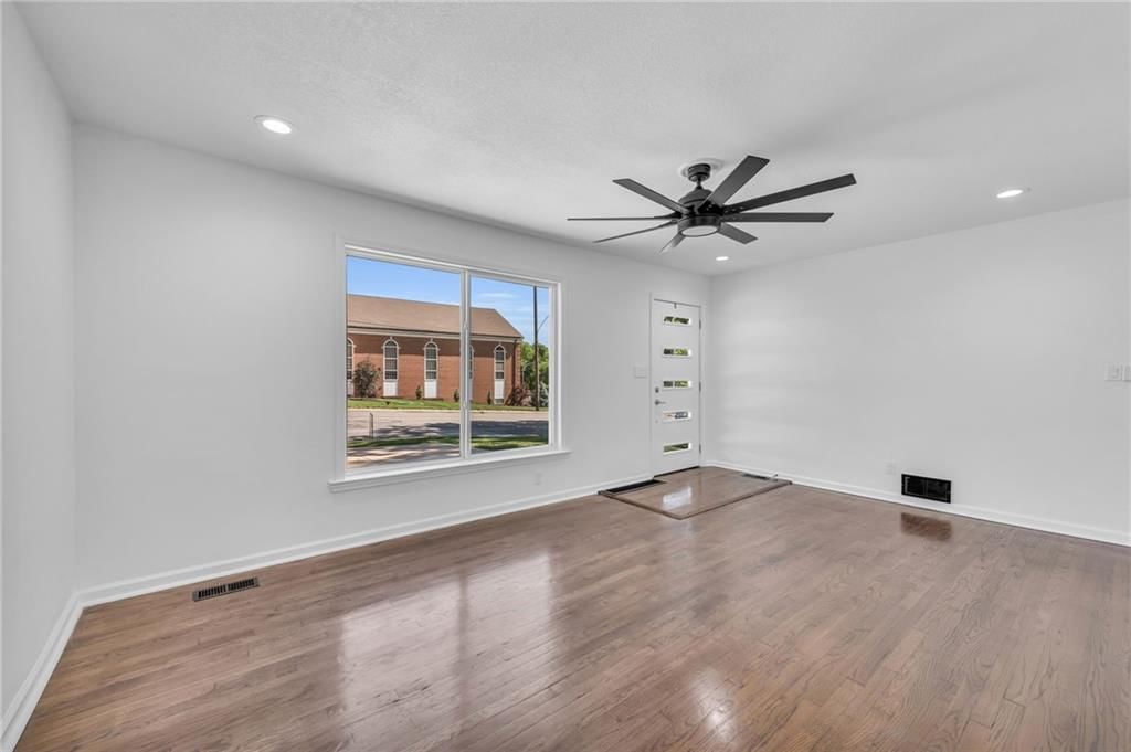 4709 W 75TH Street — photo 10