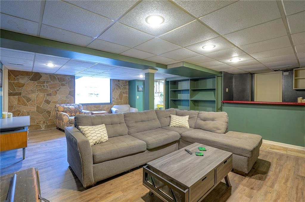 508 E 109th Terrace — photo 18