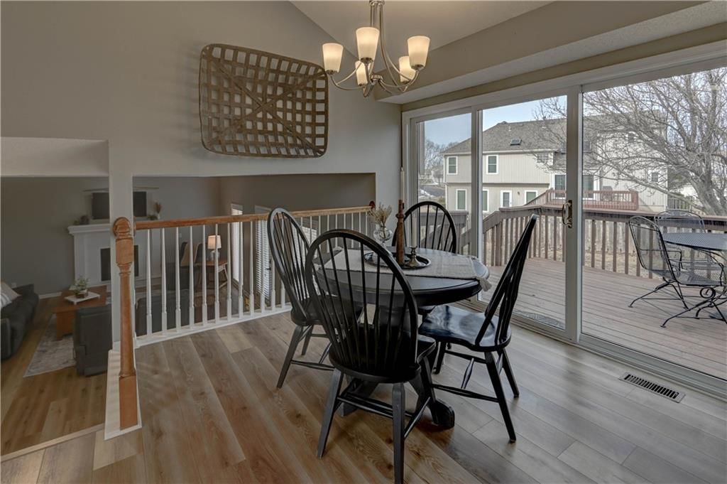 8716 N Paris Avenue — photo 17