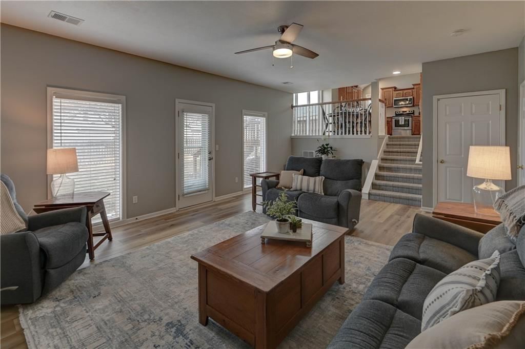 8716 N Paris Avenue — photo 27