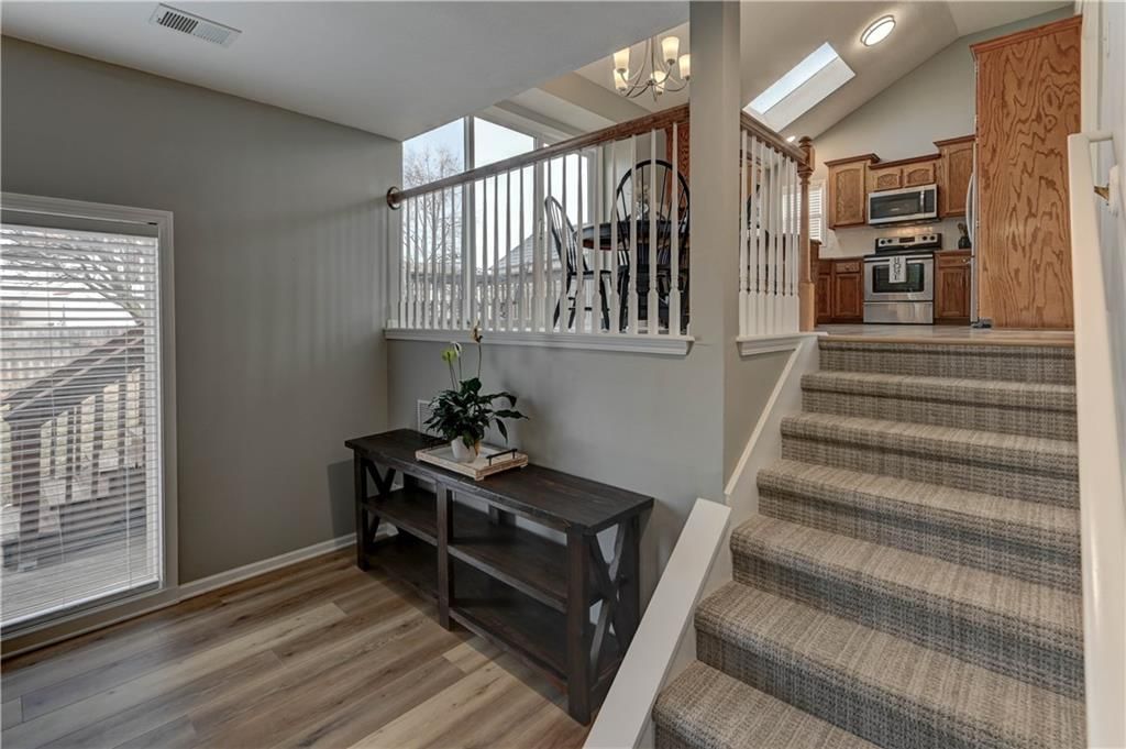 8716 N Paris Avenue — photo 30