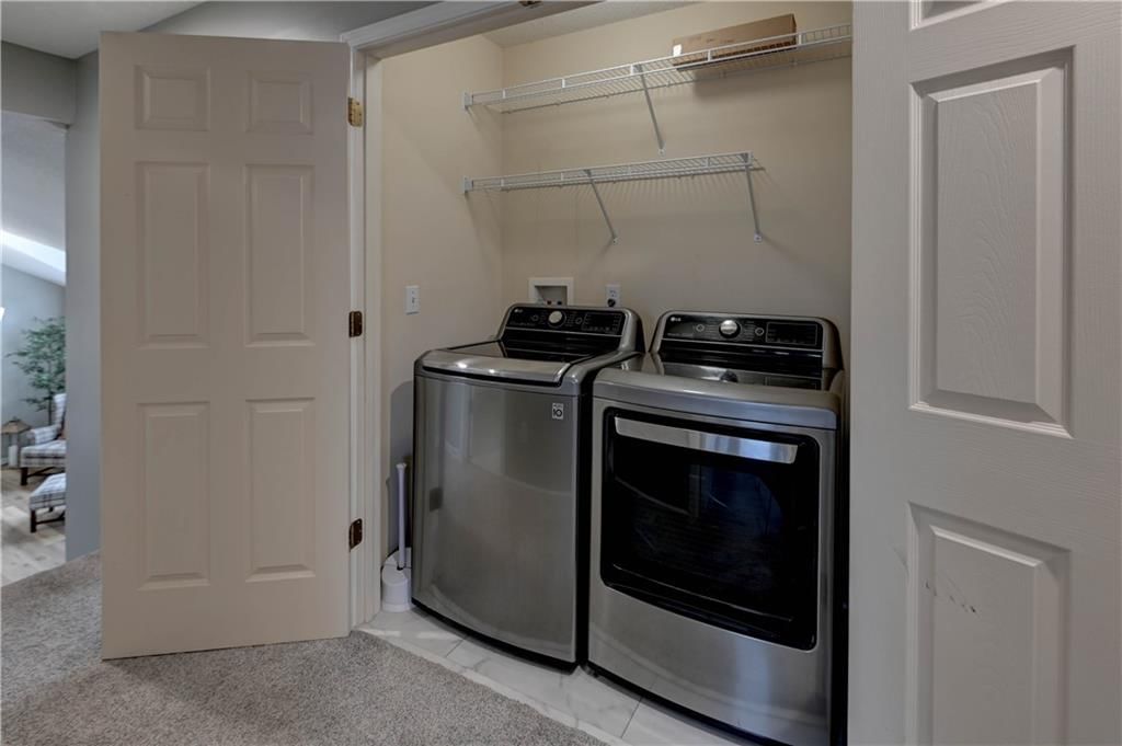 8716 N Paris Avenue — photo 39
