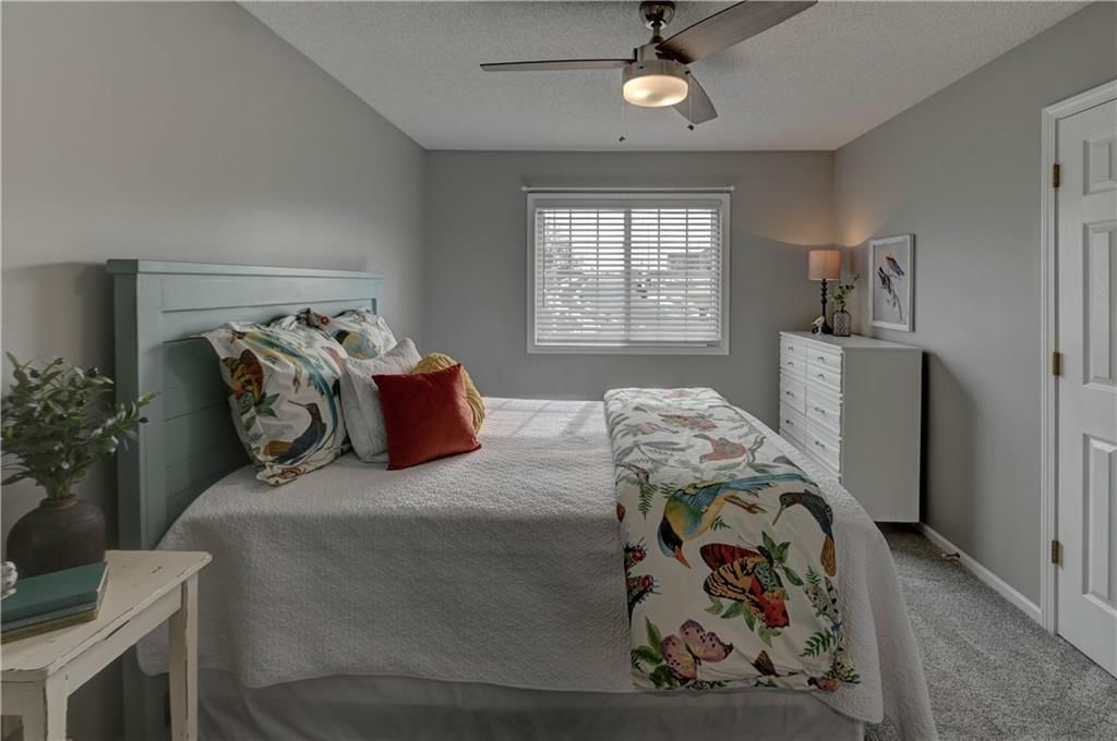 8716 N Paris Avenue — photo 42