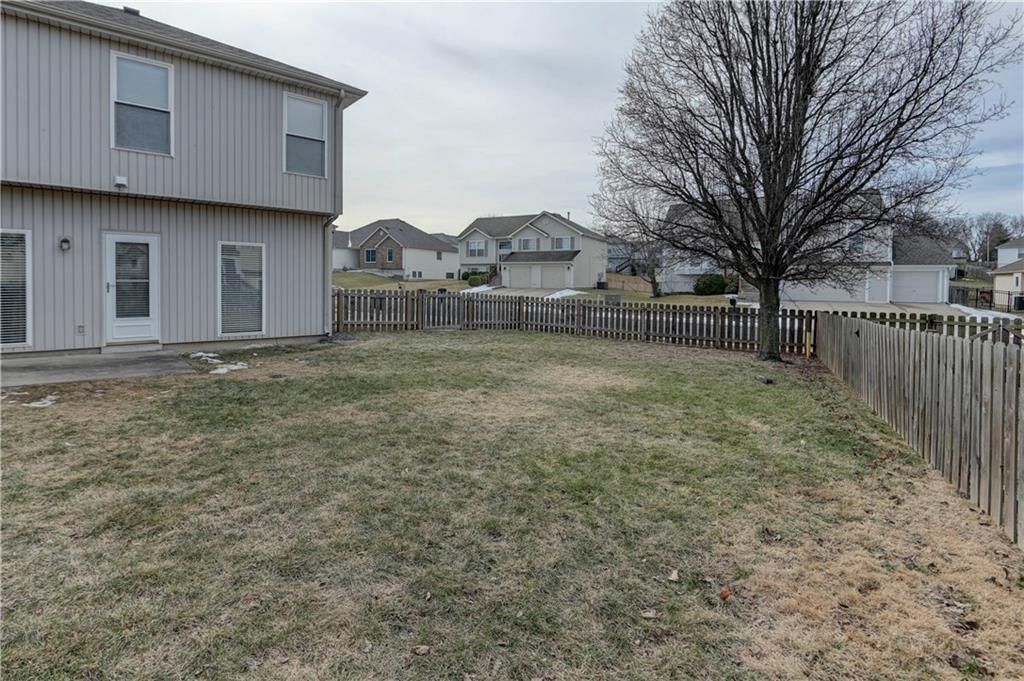 8716 N Paris Avenue — photo 54