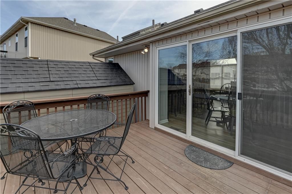 8716 N Paris Avenue — photo 59