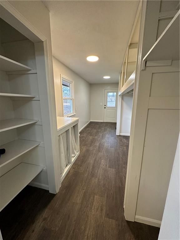 406 Melrose Street — photo 9