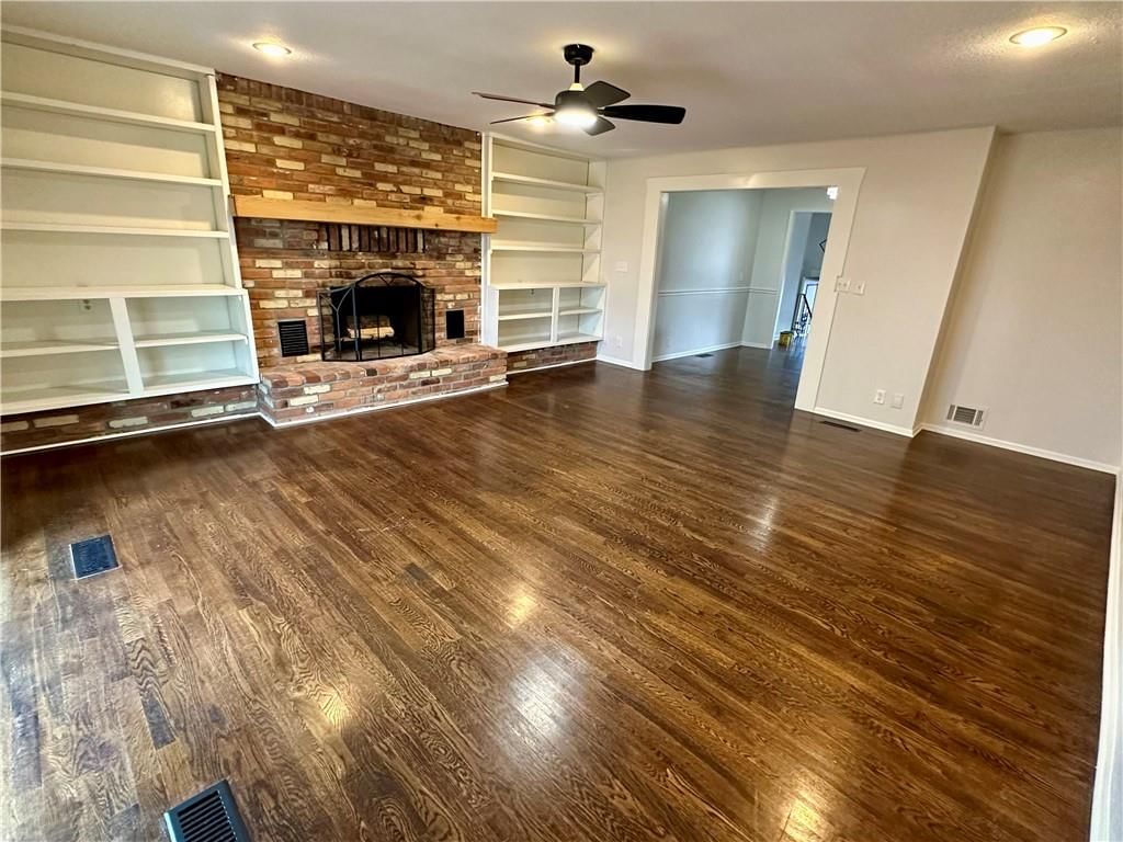 406 Melrose Street — photo 11