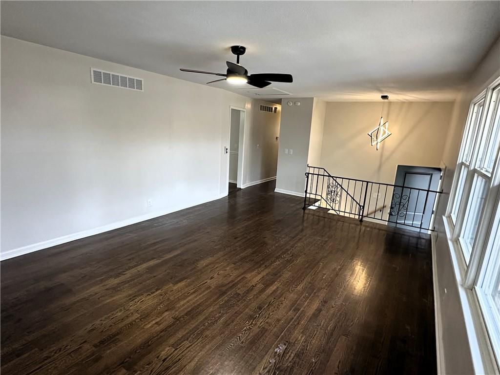 406 Melrose Street — photo 14