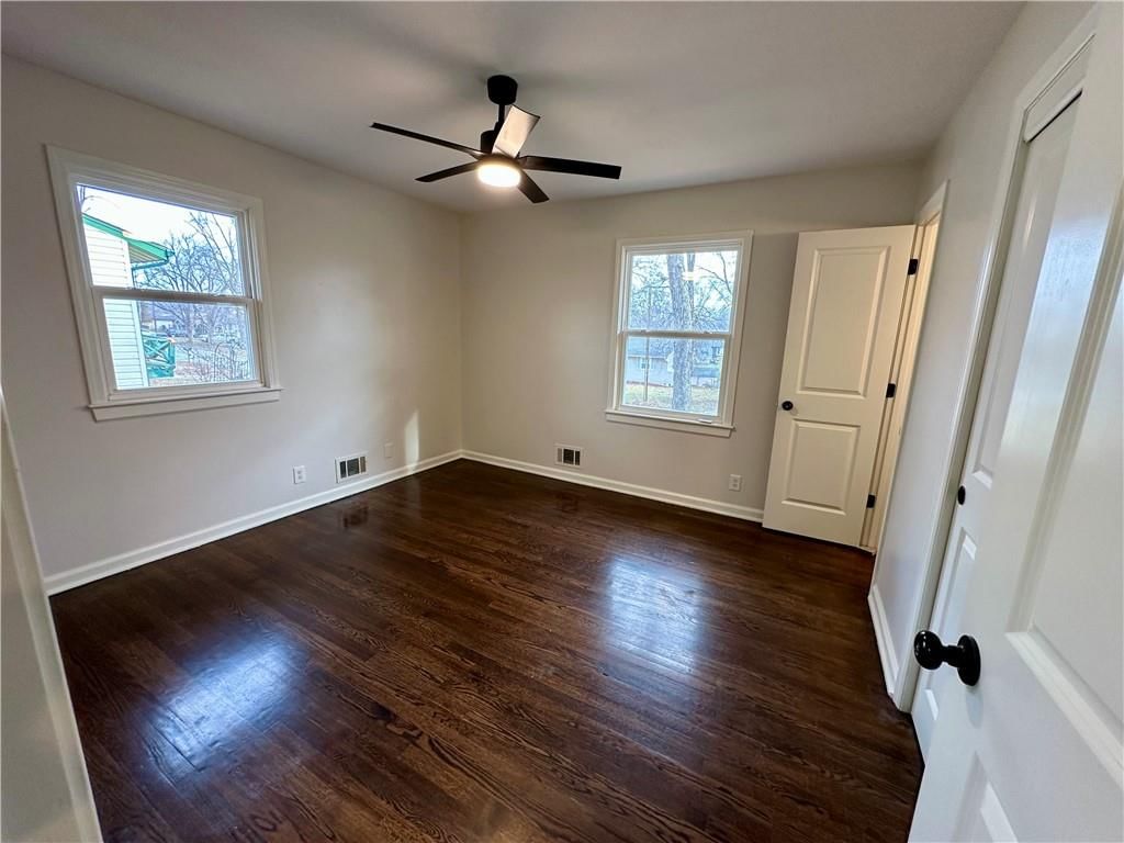 406 Melrose Street — photo 18