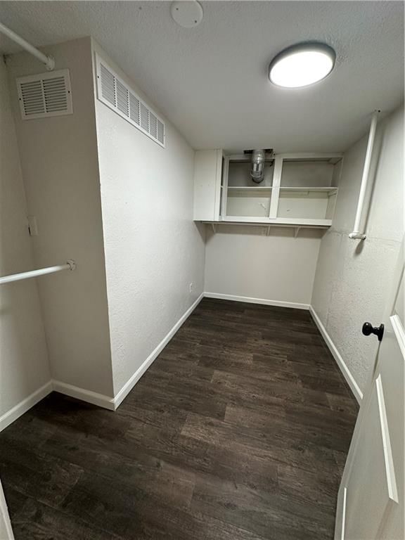 406 Melrose Street — photo 25