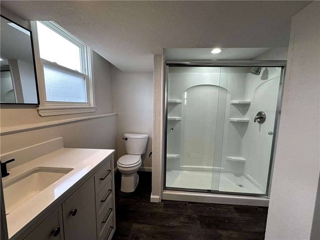 406 Melrose Street — photo 26